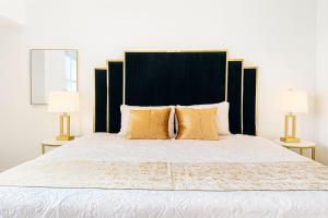 Newly Renovated - Grande-Allée - 3BR, 5 Beds