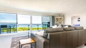 unit 6 18 Surf Circle, Tura Beach
