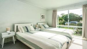 unit 6 18 Surf Circle, Tura Beach