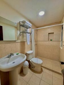 Angeles Suites & Hotel
