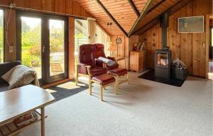 2 Bedroom Pet Friendly Home In Bogø By