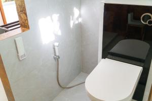 BangTao Brand New 5-Bedroom Garden Villa 800 sqm of Spacious Space Private Outdoor Pool Jacuzzi Pool
