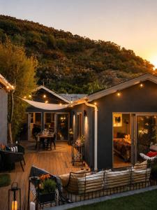 Projector - Pool Table - 15min DT - Pets OK - BBQ