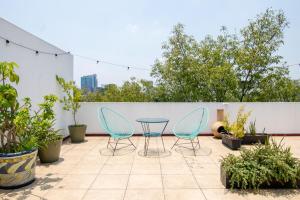 Massive rooftop terrace steps from everything