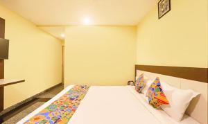 FabHotel Chamiers Park