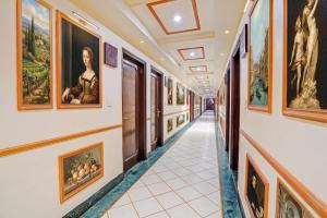 FabHotel Prime LElegant - Nr Vaishali Metro Station
