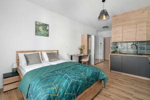 Charming Studio in Poznań with Balcony Close to City Attractions by Noclegi Renters