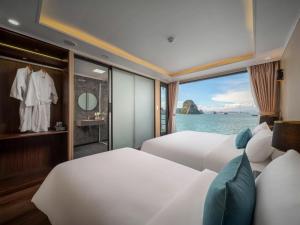 Mystique Halong Cruise