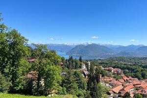 Il Vecchio Faggio: Lake Maggiore view Terrace - Happy Rentals