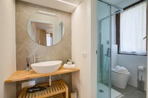 Il Vecchio Faggio: Lake Maggiore view Terrace - Happy Rentals
