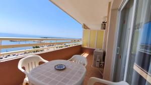 Apartamento Stella Maris en 1º Línea de playa con vistas Mar y AC en Fuengirola Boliches
