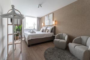 Private room for 2, shared kitchen, flexible bed
