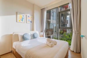 2BR Canvas Luxury Condo Bangtao C292