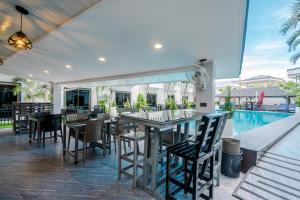 DEL MAX RESORT Pattaya เดล แม็กซ์ รีสอร์ท พัทยา