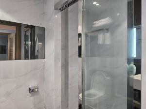 Modern Grand Studio One Euphoria with Balcony
