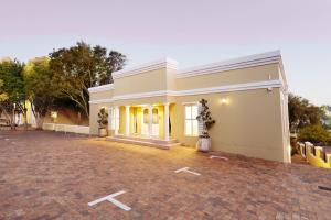 Bell Rosen Guest House
