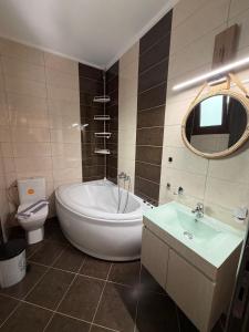 L & A - GUEST HOUSE