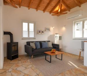 Philia-Modern Living with Panoramic Sea View