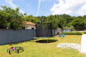 Holiday House Sontag
