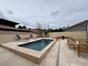 Mimoza - Maison avec Piscine 3 Chambres