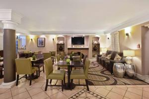 Travelodge by Wyndham Golden-Denver