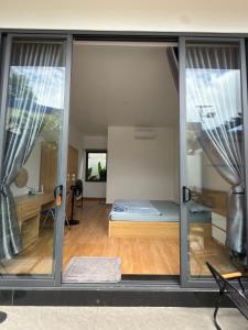 homestay halona