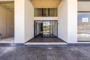 Adriatic Escape Apartment Steps from the Beach by PikHost
