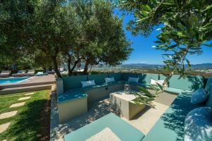 Mythic Olive villa - Heated Pool - Amazing view