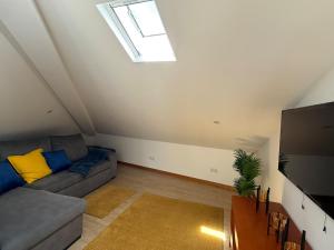 Charming Apartment with Balcony in Campanhã