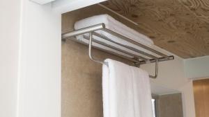 스테이근처, Stay Geuncheo, Cozy Private House Near Jeju Airport, Stone Walls, Soaking Tub & Hotel Bedding