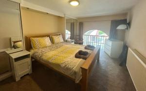 Metropole Court