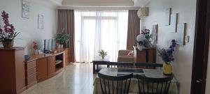 Riverbank Suites - River View Level 11, Sleeps 7