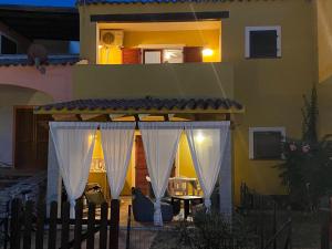 Confortevole Appartamento con Ampio Patio, Residence Mirice - Vignola Mare