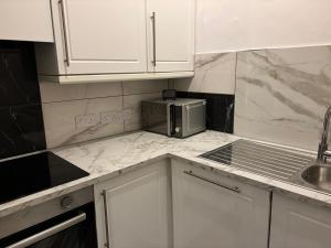 Newly Renovated Apartment in Edinburgh City Centre