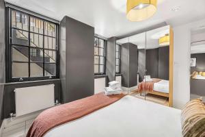 Spacious Fitzrovia 2-Bed Duplex - Sleeps 6
