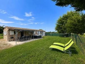 Hameau des Oliviers - Maisonnette climatisée, jacuzzi & jardin privés