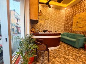 EESHA Beach View Stay - Near Temple and Beach