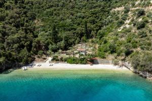 Sea Whisper Beachfront villa reached only by boat