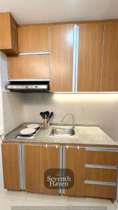 Seventh Haven, BGC best for 6 price for 2 pax