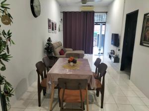 195 Entire Homestay Seremban , Mutiara Galla , Gateway, Ainsdale, Labu