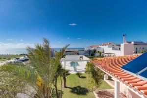 Luxury Coastal Villa with Heated Pool Basketball Court & Ocean Views near Lisbon