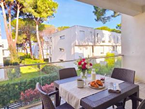 Beachside Apartments