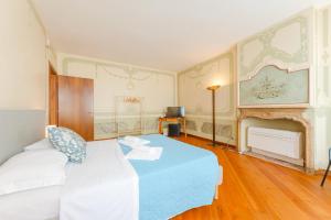 Garden Palace Rooms