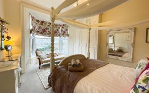 The County Boutique Apartment