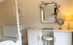 The County Boutique Apartment