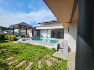 Lua Villa