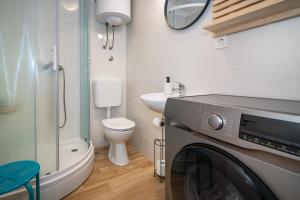 Studio Apartment Dol with Terrace
