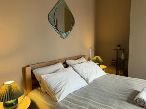 Art Nova 20 Blue Nest