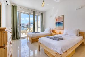 Charming penthouse with 3 sun terraces JCUT2-1
