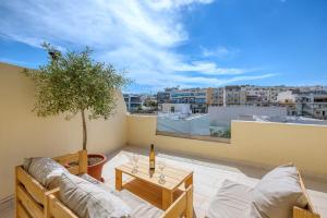 Charming penthouse with 3 sun terraces JCUT2-1